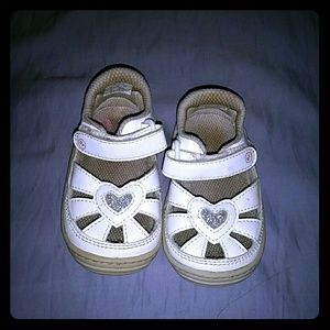 Toddler white sandles